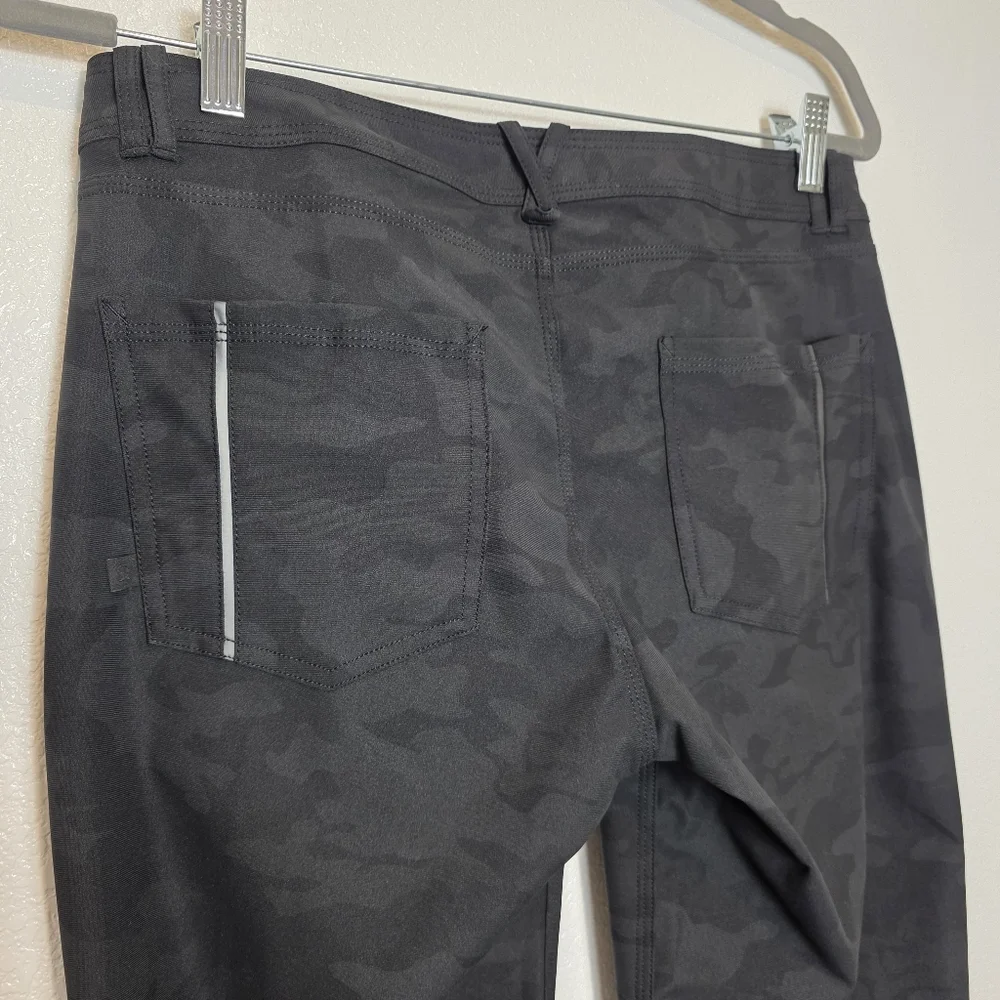 Lululemon Women's Day Trip Boyfriend Pants In Lotus Camo